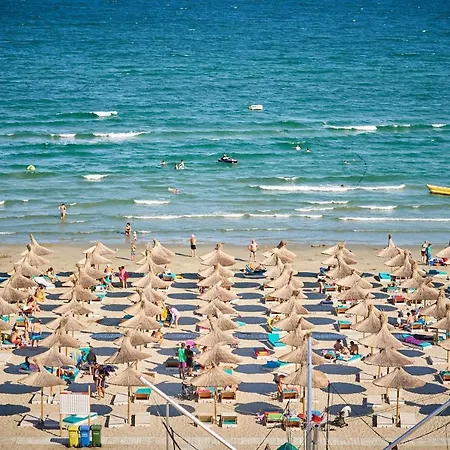 Appartamento Sunlight N Pool Alezzi Beach Năvodari