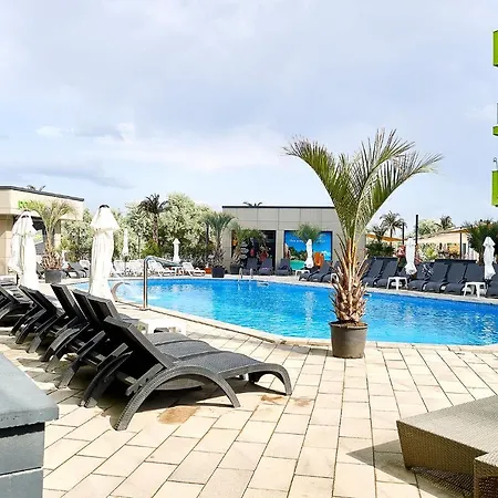 Sunlight N Pool Alezzi Beach Năvodari